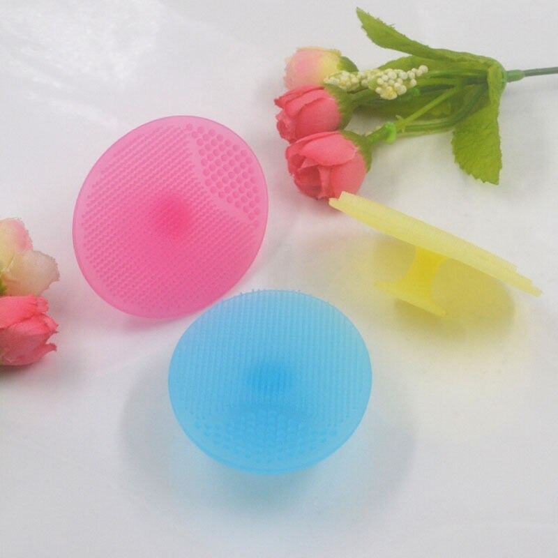 Soft Silicone Face Cleansing Brush Pad | Gentle Exfoliating & Deep Pore Cleansing Tool